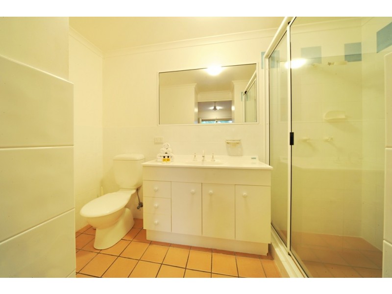 22/24 Beach Road, Cannonvale QLD 4802