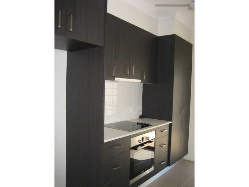 28 Parker Road, Cannonvale QLD 4802