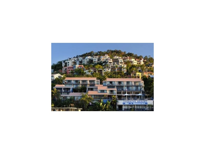 1a/5 Golden Orchid Drive, Airlie Beach QLD 4802
