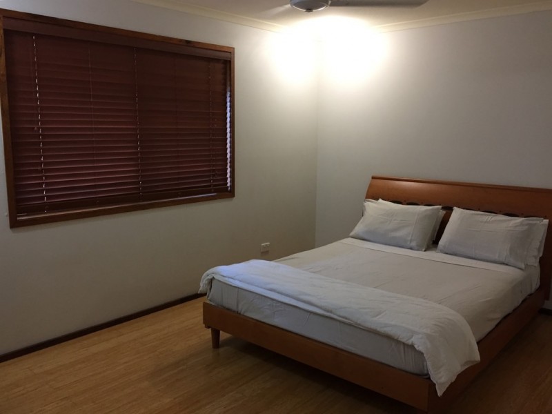 6 Country Road, Cannonvale QLD 4802