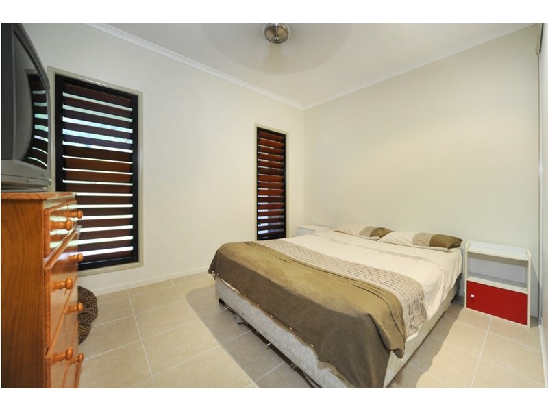 142 Kookaburra Drive, Cannonvale QLD 4802