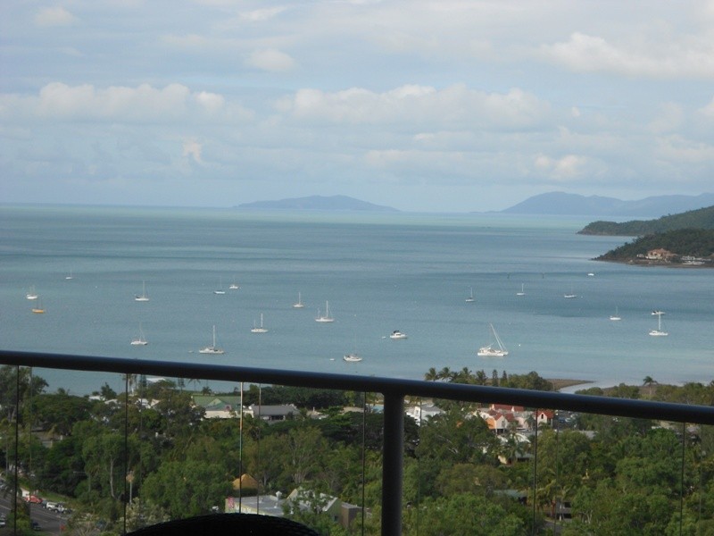 17/18 Seaview Drive, Airlie Beach QLD 4802