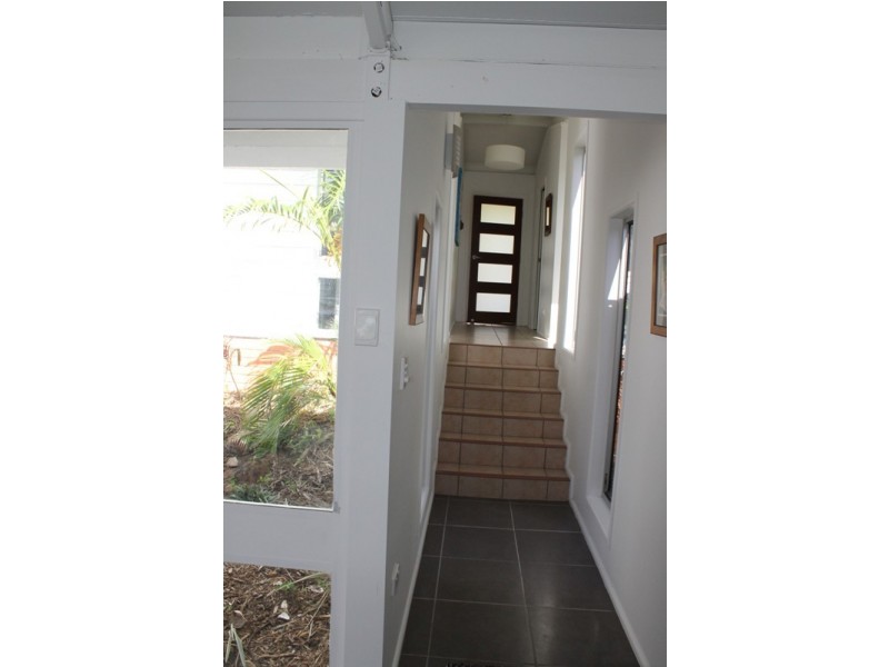 5 Summit Avenue, Airlie Beach QLD 4802