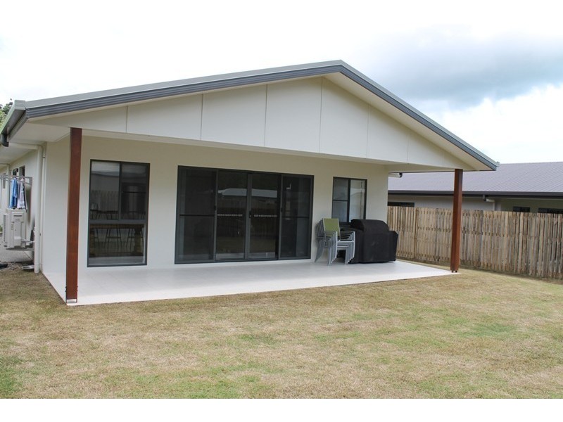 69 Parker Road, Cannonvale QLD 4802