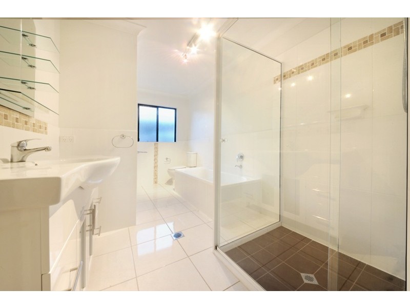 44 South Molle Boulevard, Cannonvale QLD 4802