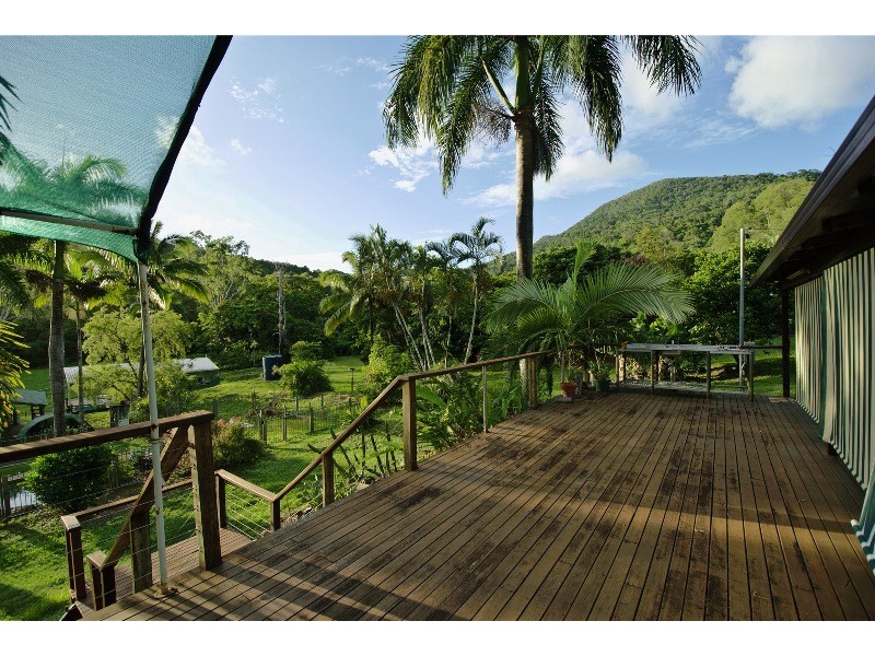 46 Caprioglio Road, Conway QLD 4800