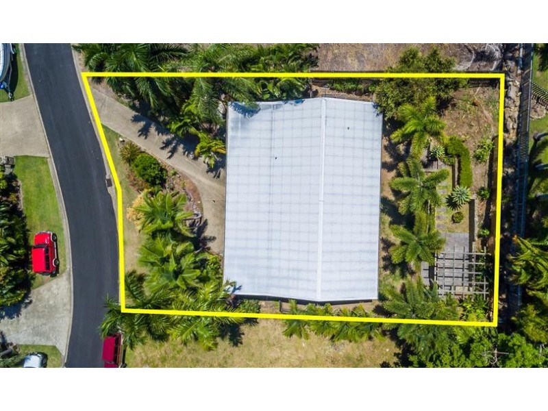 35 Jones Road, Cannonvale QLD 4802