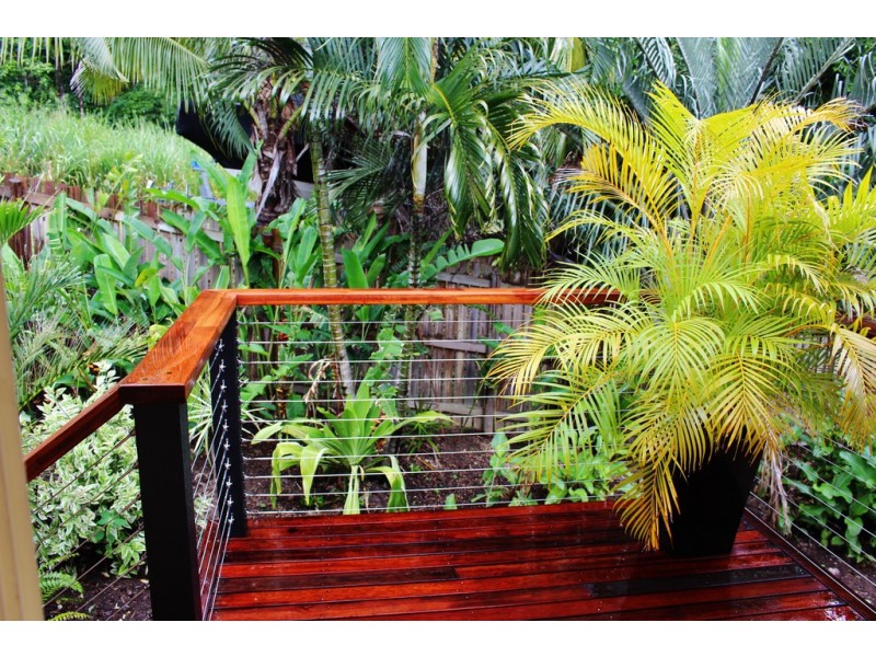 1 Cateran Close, Cannonvale QLD 4802