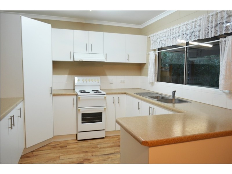 4 Aniwa Court, Jubilee Pocket QLD 4802