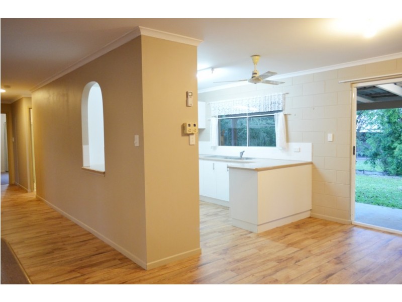 4 Aniwa Court, Jubilee Pocket QLD 4802
