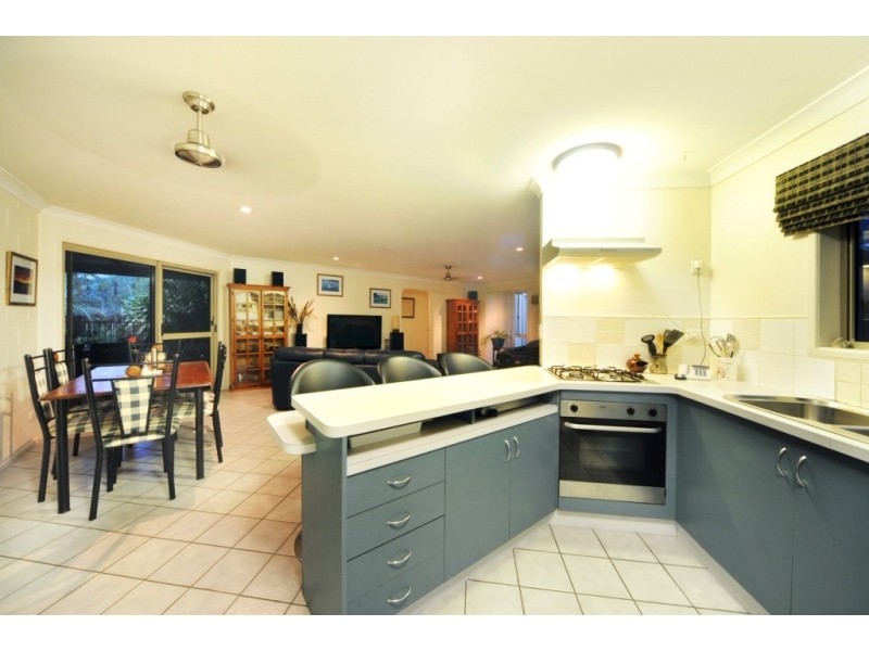 3 Grace Avenue, Cannonvale QLD 4802