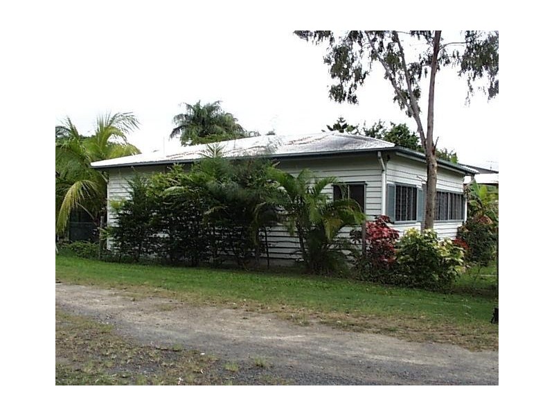 20 Schnapper Street, Cannonvale QLD 4802