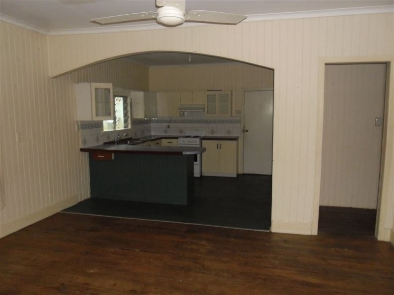 20 Schnapper Street, Cannonvale QLD 4802