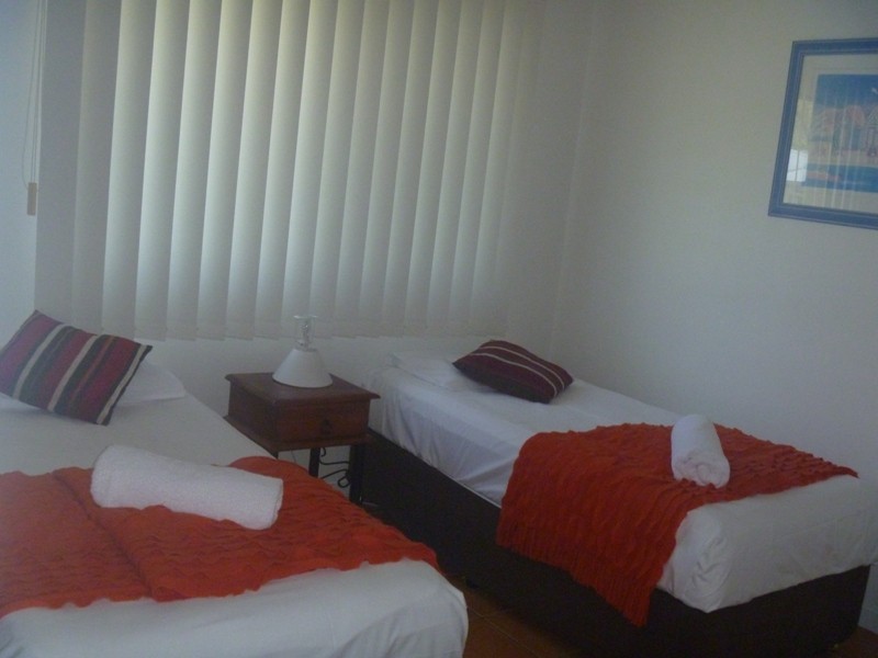 10/24 Beach Road, Cannonvale QLD 4802