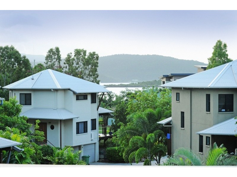 9/14 Altman Avenue, Cannonvale QLD 4802