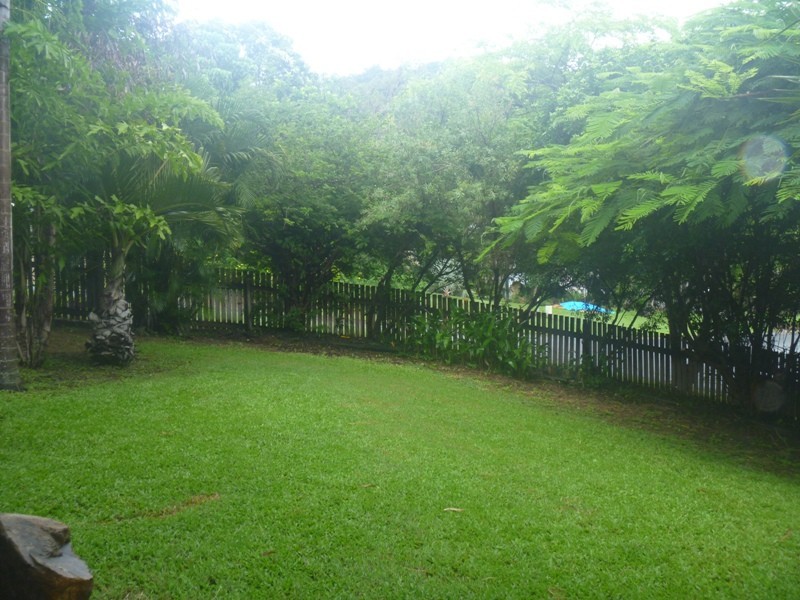 2 Sunbird Close, Jubilee Pocket QLD 4802