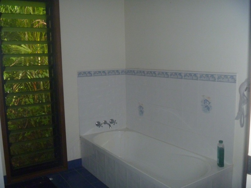 2 Sunbird Close, Jubilee Pocket QLD 4802