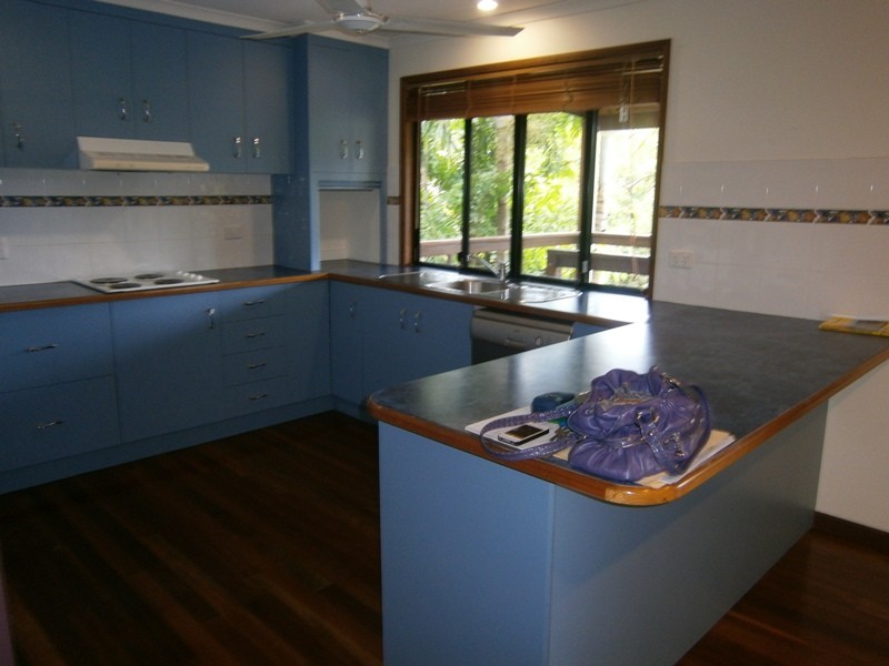 2 Sunbird Close, Jubilee Pocket QLD 4802