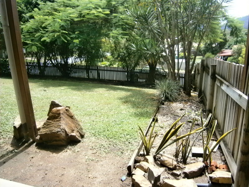 2 Sunbird Close, Jubilee Pocket QLD 4802