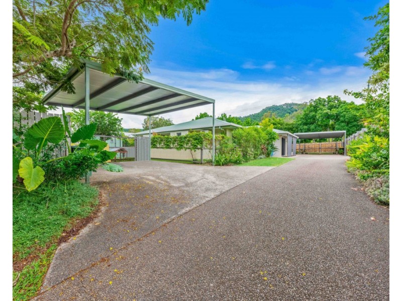 1/16 Banksia Court, Cannonvale QLD 4802