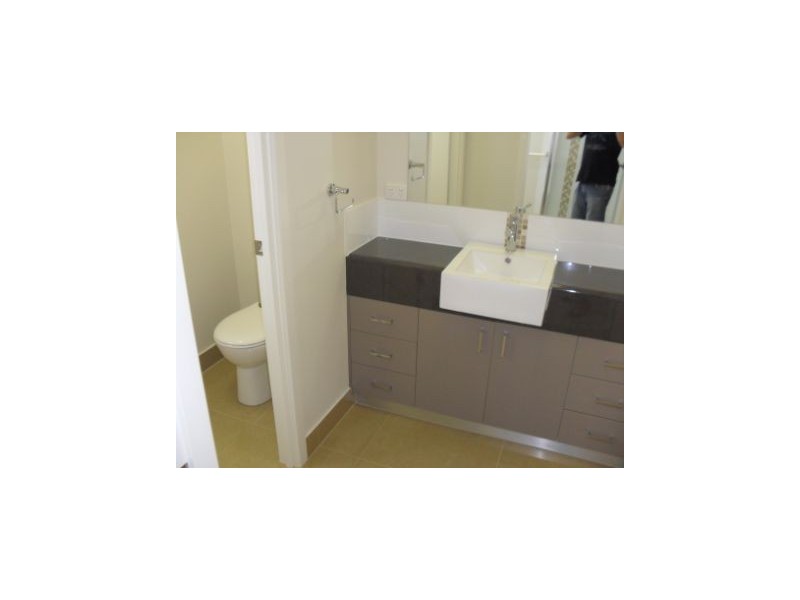 32 Parker Road, Cannonvale QLD 4802