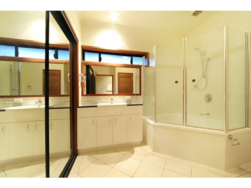 7/36 Coral Esplanade, Cannonvale QLD 4802