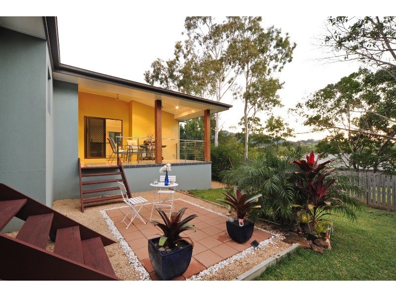 16 Links Drive, Cannonvale QLD 4802