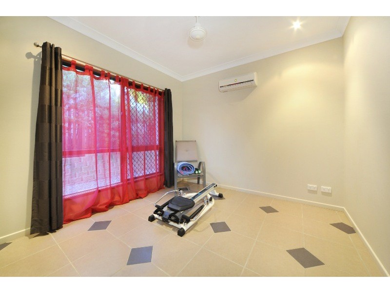 16 Links Drive, Cannonvale QLD 4802