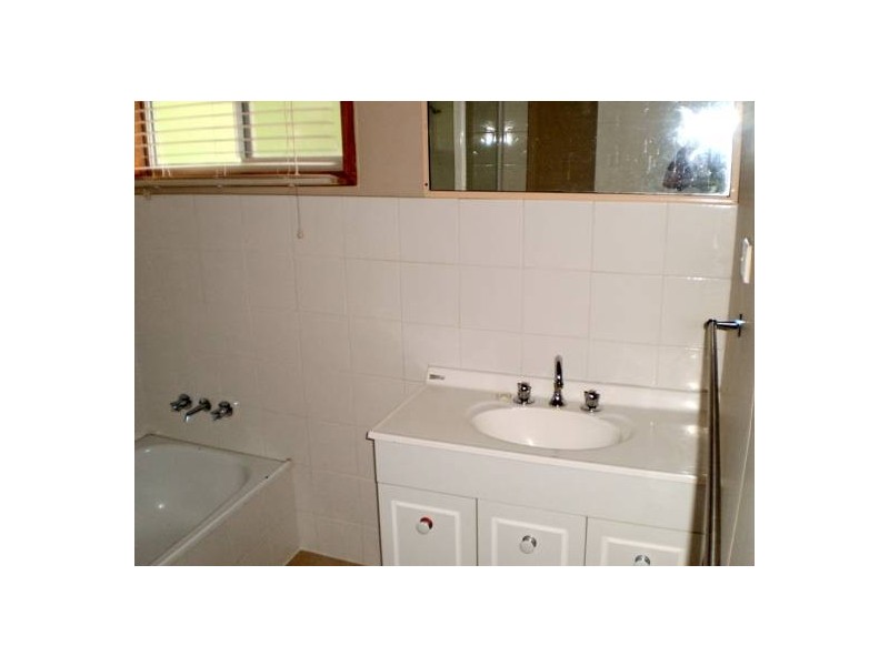 7A Warruga Street, Cannonvale QLD 4802