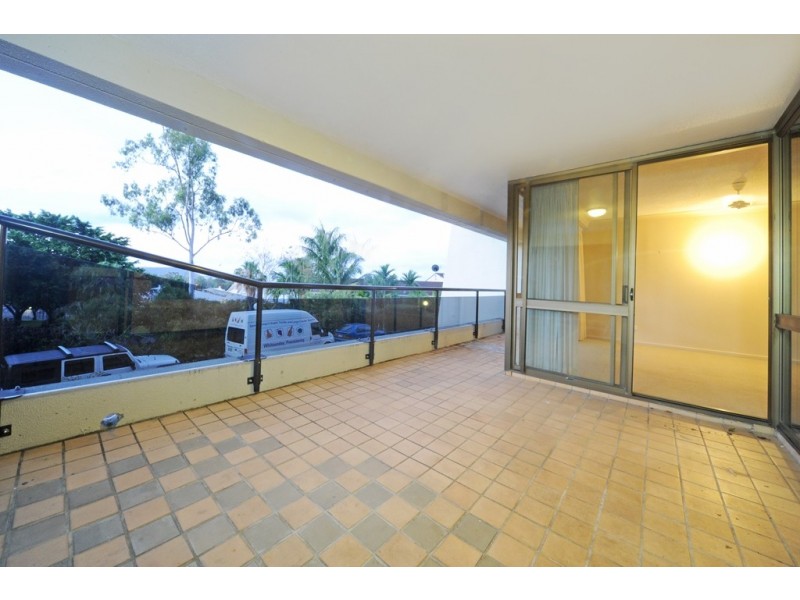102/2 Eshelby Drive, Cannonvale QLD 4802