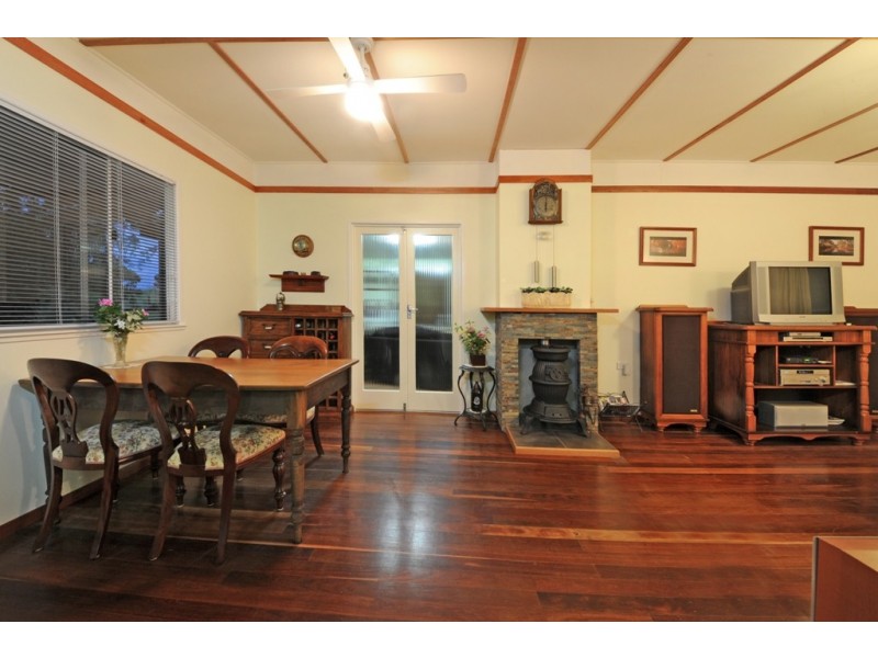 23 Fisher Road, Preston QLD 4800