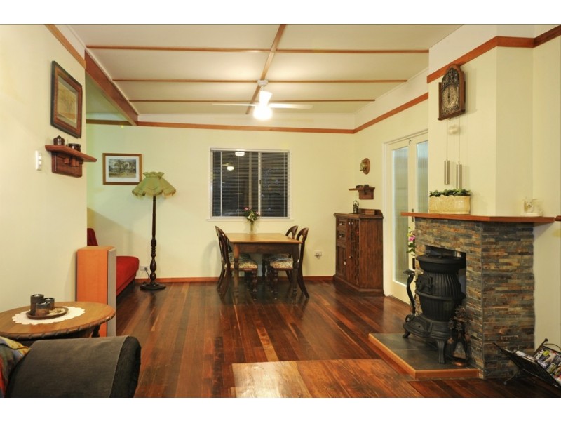 23 Fisher Road, Preston QLD 4800