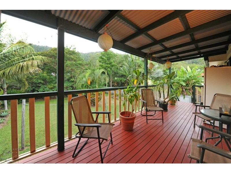 3 Teague Terrace, Cannonvale QLD 4802