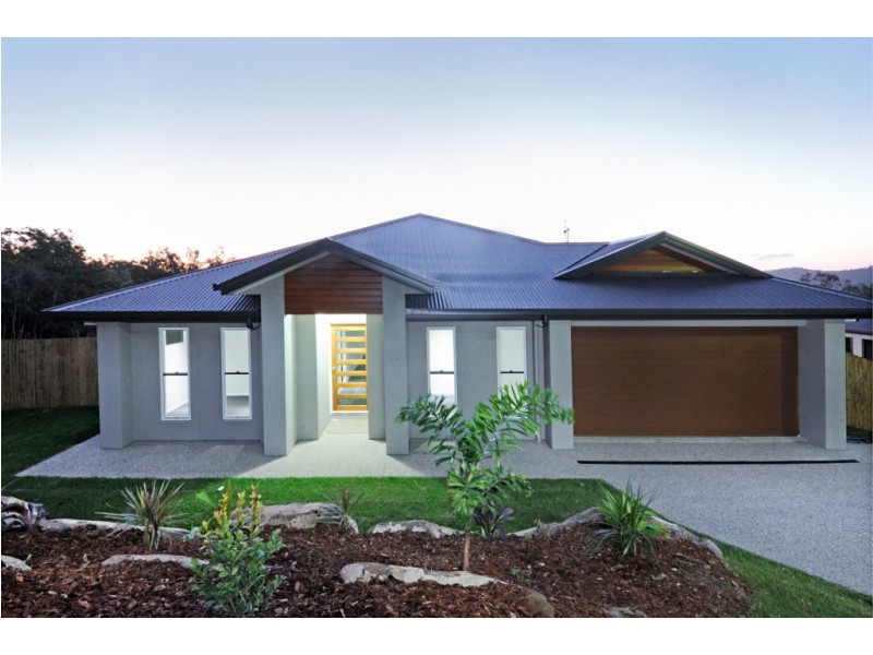 12 Tanika Road, Cannonvale QLD 4802