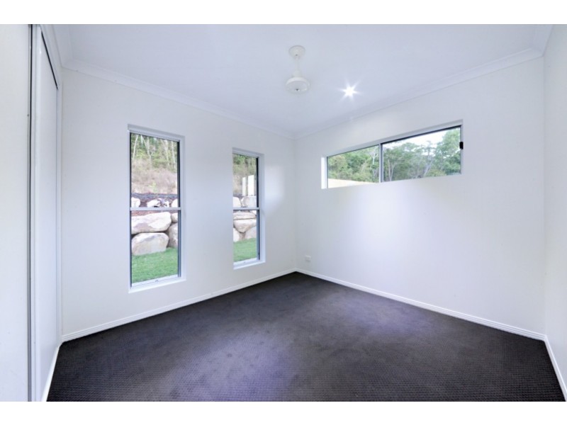 12 Tanika Road, Cannonvale QLD 4802