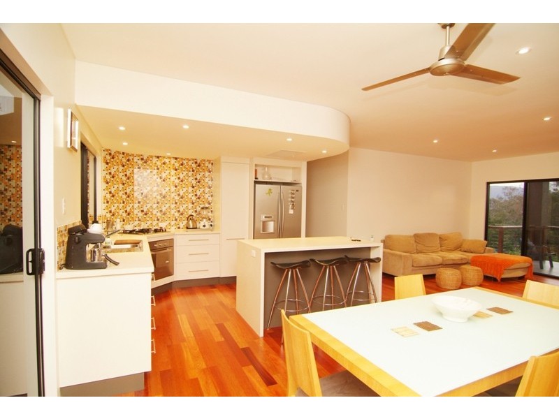 38 Eshelby Drive, Cannonvale QLD 4802