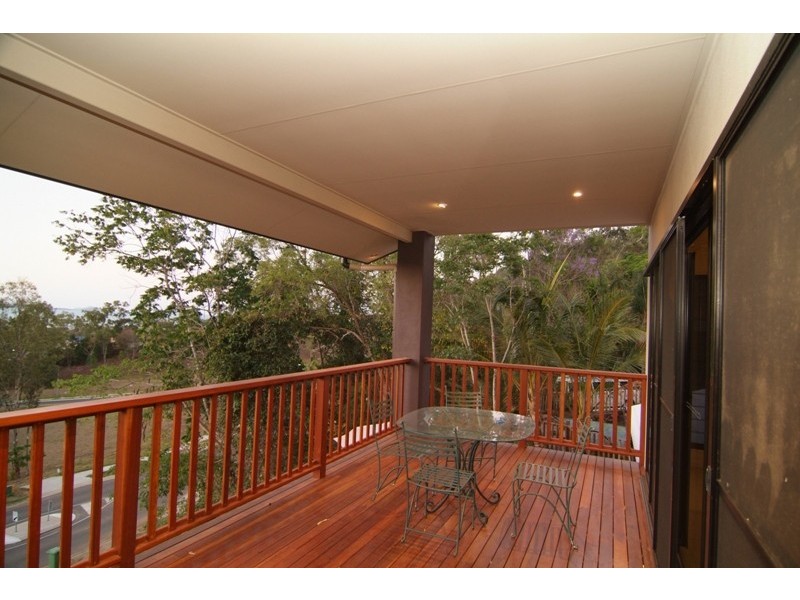 38 Eshelby Drive, Cannonvale QLD 4802