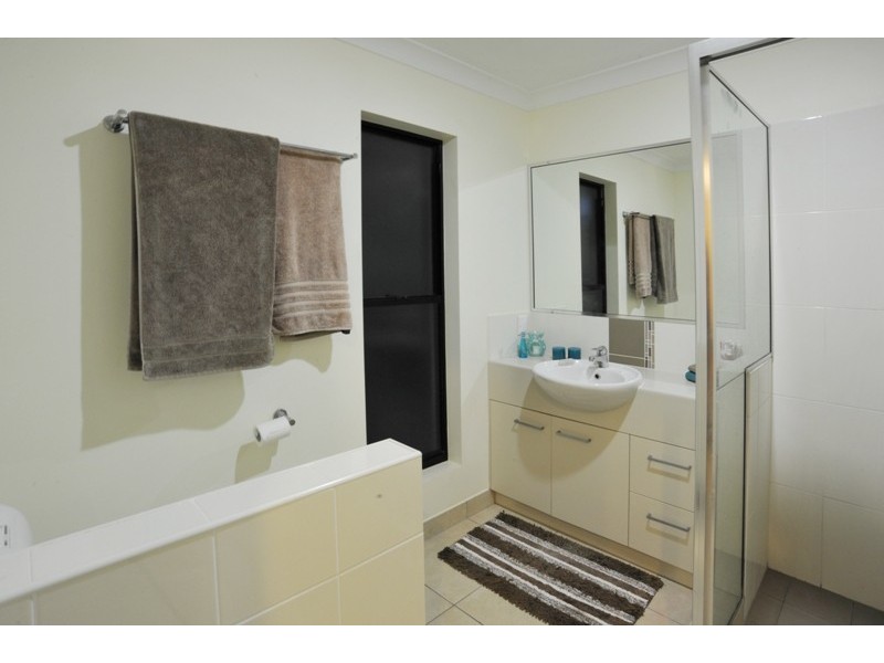 1/22 Armada Crescent, Jubilee Pocket QLD 4802