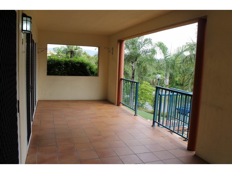 3/24 Island Drive, Cannonvale QLD 4802