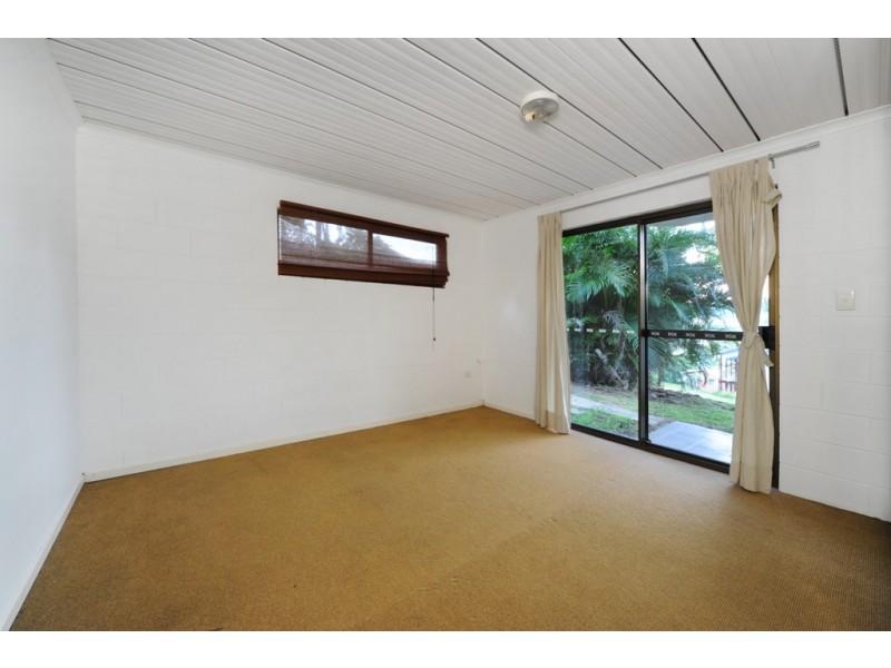 9 Stewart Drive, Cannonvale QLD 4802