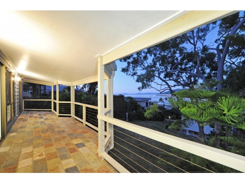 9 Stewart Drive, Cannonvale QLD 4802