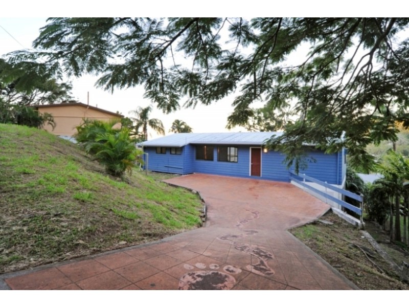 9 Stewart Drive, Cannonvale QLD 4802