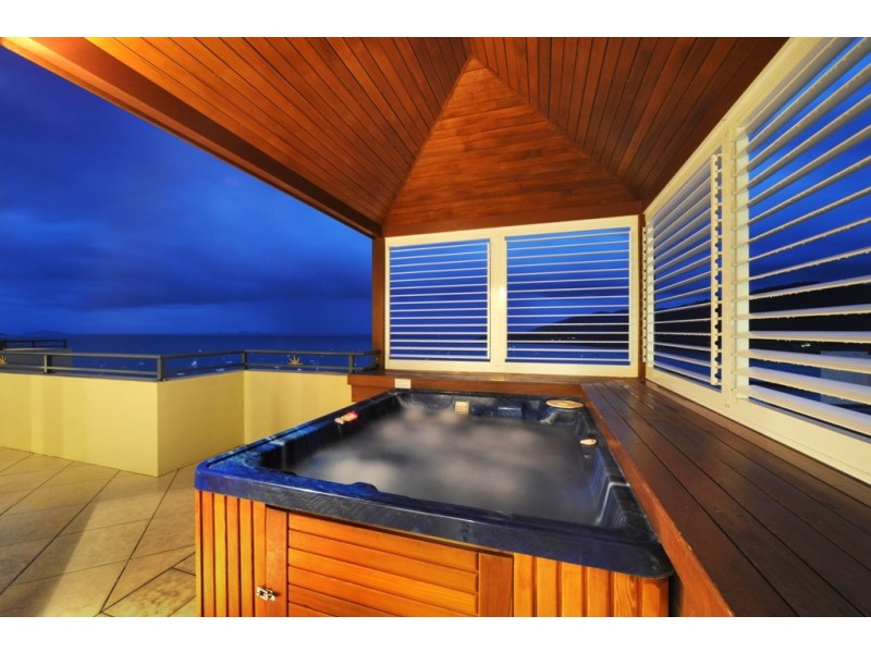 6/16 Golden Orchid Drive, Airlie Beach QLD 4802