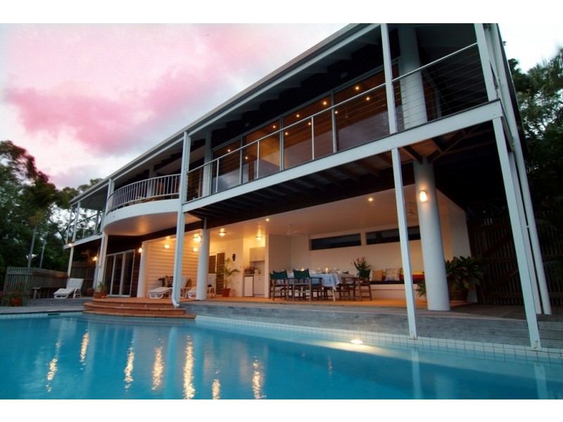 9 Shutehaven Close, Shute Harbour QLD 4802