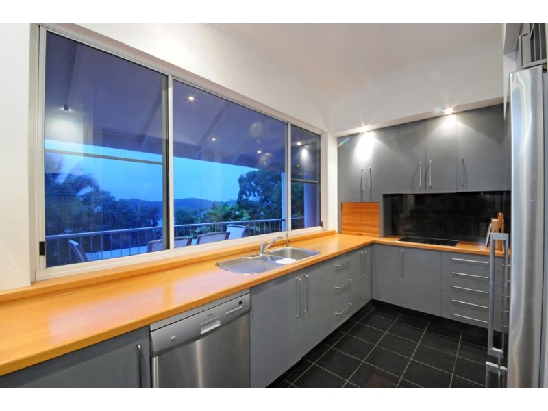 9 Shutehaven Close, Shute Harbour QLD 4802