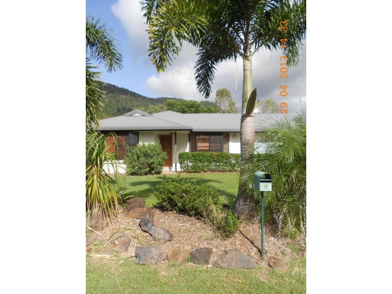 9 Links Drive, Cannonvale QLD 4802