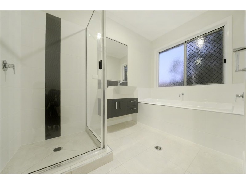 Lot 4 Pearl Street, Cannonvale QLD 4802