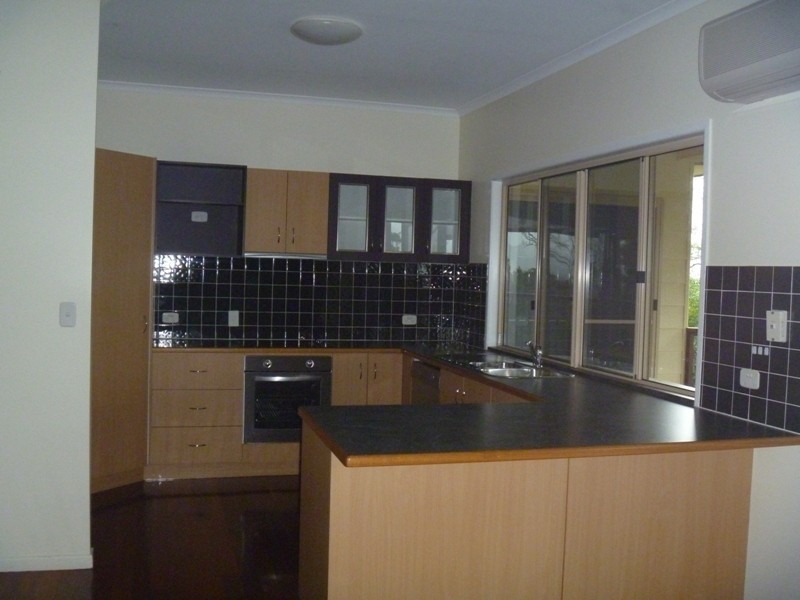 1016 Shute Harbour Road, Mount Marlow QLD 4800