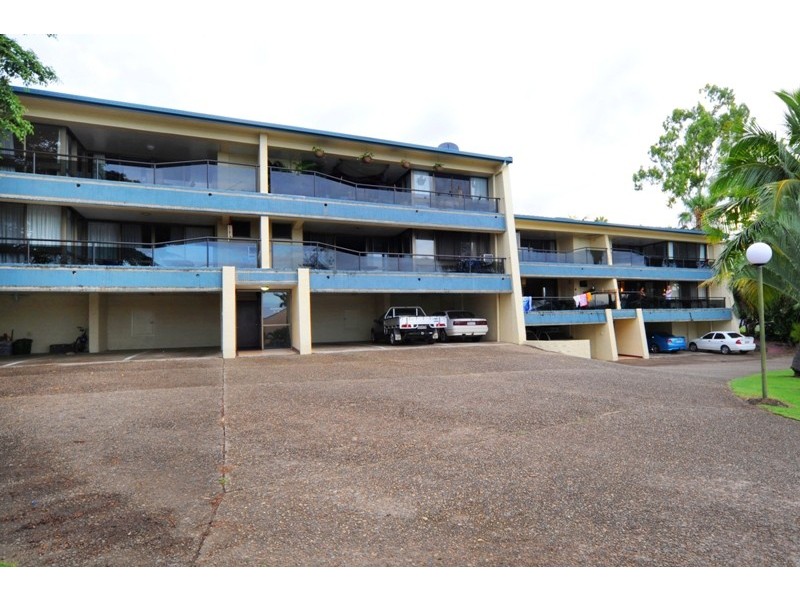 8/2 Eshelby Drive, Cannonvale QLD 4802