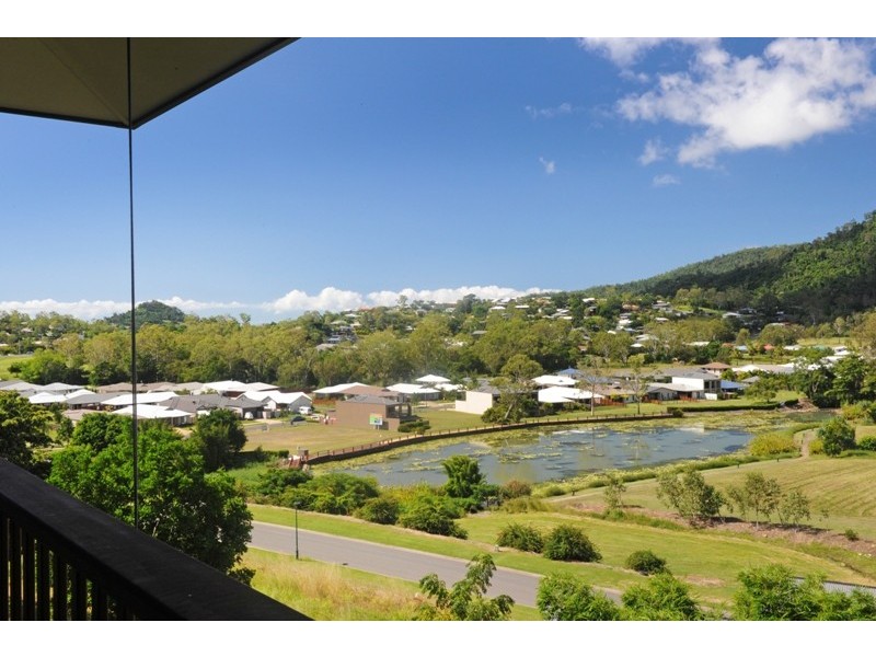 19 Daydream Court, Cannonvale QLD 4802